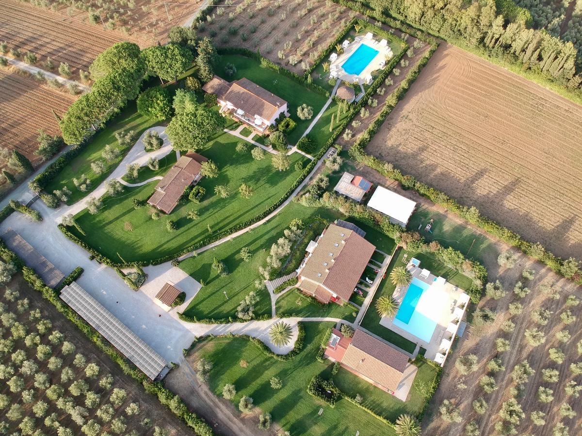Relais Le Fornacelle Aparthotel Castagneto Carducci Exterior photo
